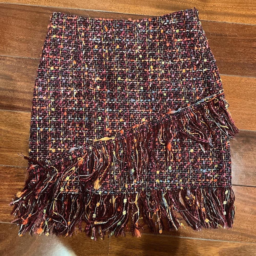 NWT Zara Burgundy Tweed Pencil Skirt with Fringe